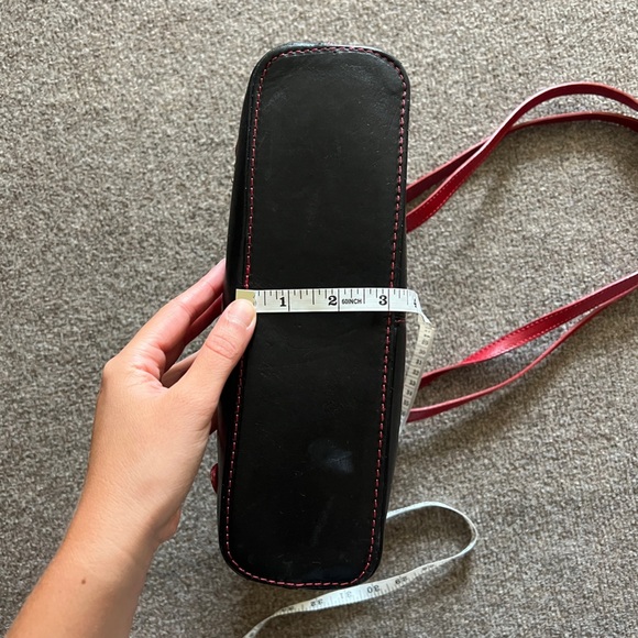 VTG 90s Y2K Leather Shoulder Bag Transformable to a Backpack Black & Red Retro - Picture 12 of 16